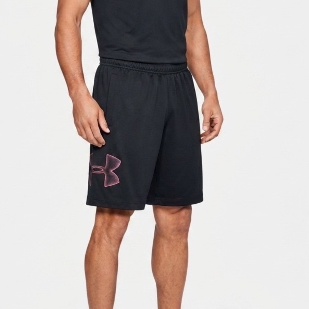 Under Armour Mens Loose Fit Athletic Shorts Black Pink Logo Side Pockets Small